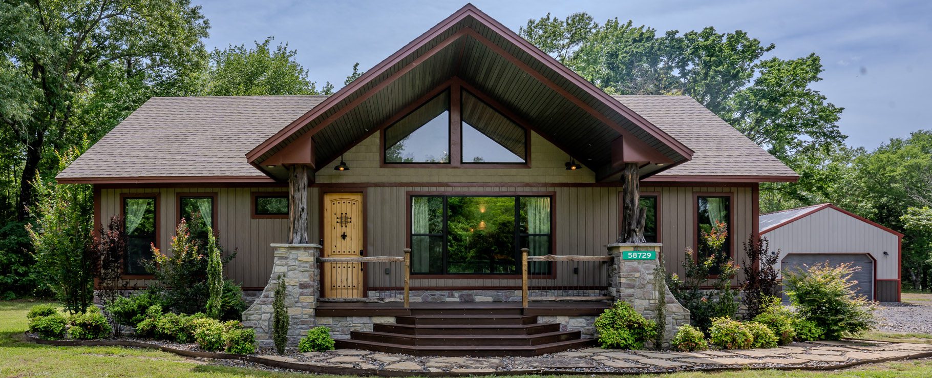 Billy Creek Cabin Rental front